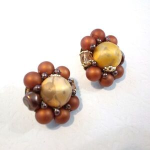 Vintage Mid Century Brown Bead Cluster Clip Earrings